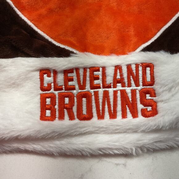 Cleveland Browns Forever Collectibles Embroidered Christmas Santa Hat 18" - Picture 3 of 10
